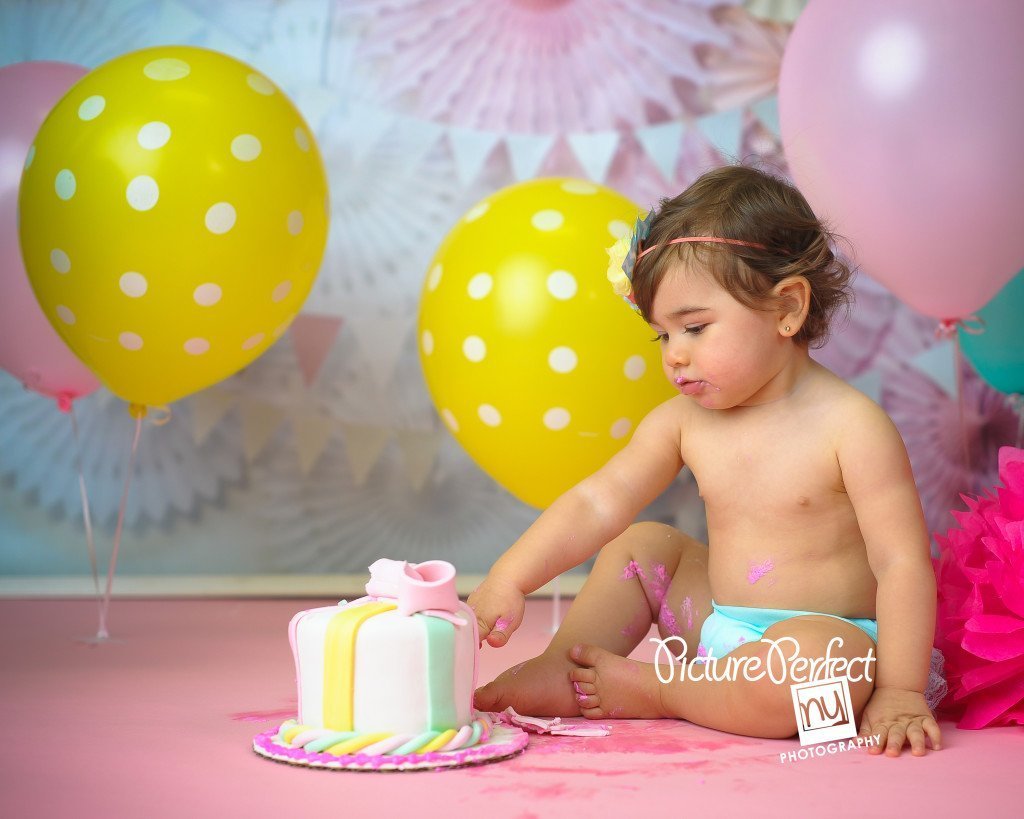 baby birthday photographer, cake smash photographer Staten Island, baby photography Brooklyn