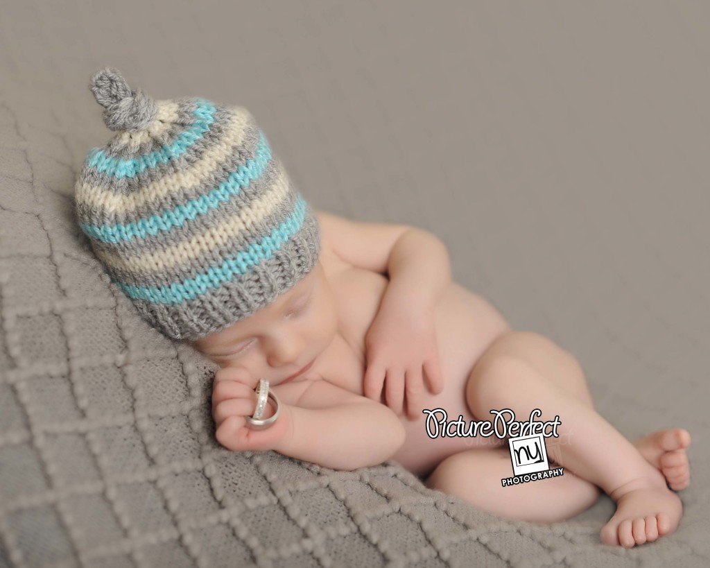 best newborn photographer Brooklyn, newborn photoshoot near me
