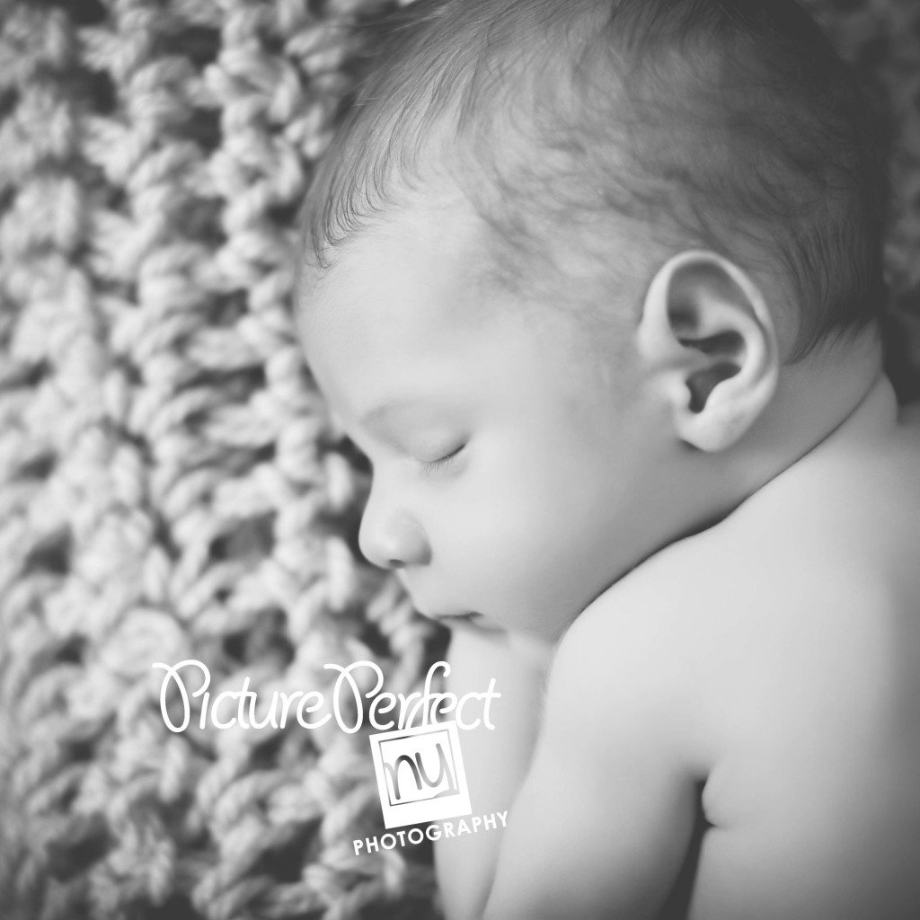 best newborn photographer Brooklyn, newborn photoshoot near me