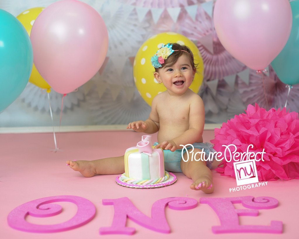 baby birthday photographer, cake smash photographer Staten Island, baby photography Brooklyn