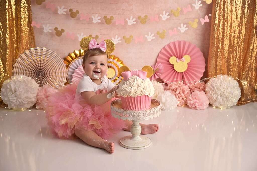 cake smash disney mini mouse