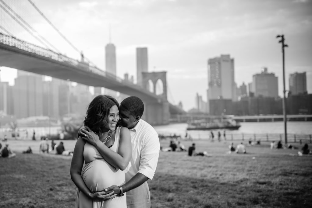 brooklyn bridge maternity photographer