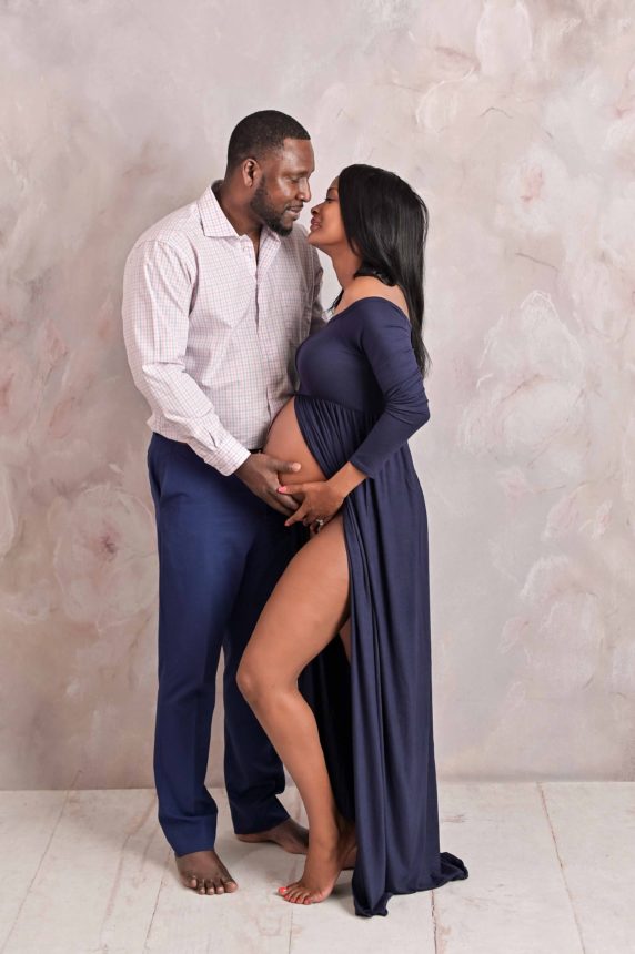 nyc maternity session expecting parents