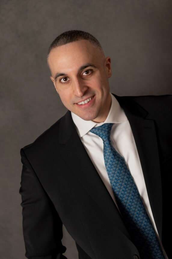 nyc headshots, professional headshots near me, brooklyn headshots, staten island headshots