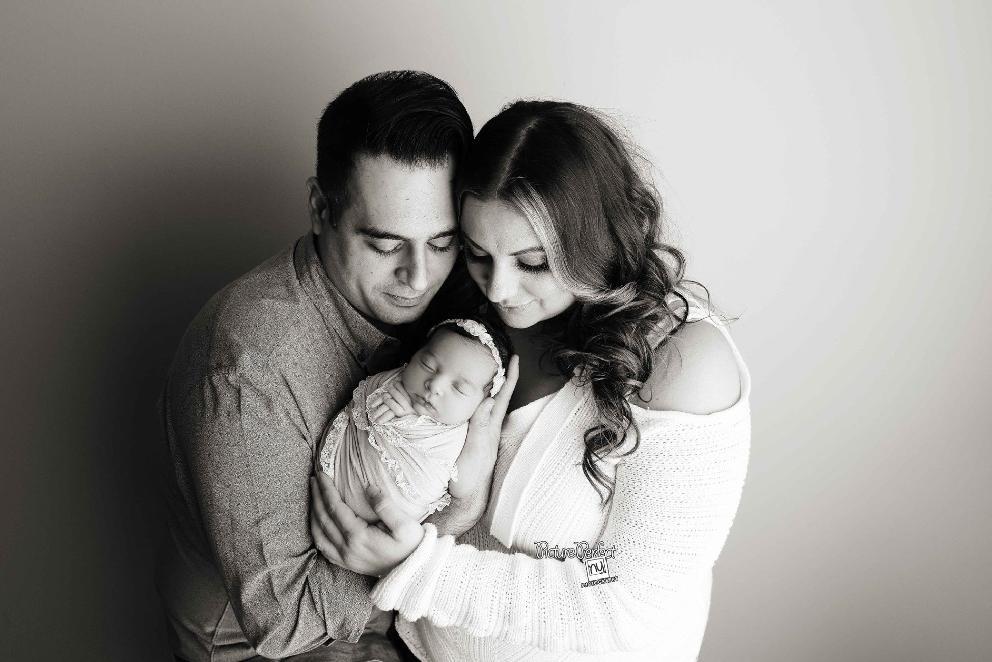 get family pictures taken Brooklyn NY, best NYC family photographer, family photography near me, family portraits New York City