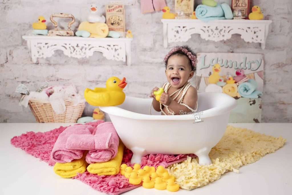 cake smash photography Staten Island, in home baby photographer Staten Island, baby portraits near me
