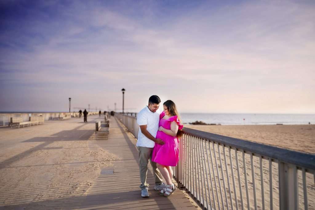 Coney Island maternity photographer, Coney Island family photographer, family photoshoot NYC, Brooklyn family portraits